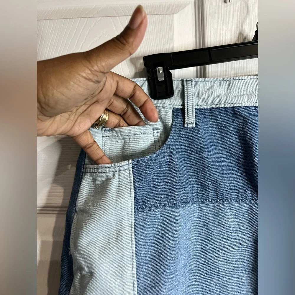 NWT - Hollister Co. Women's Blue High-Rise Denim Skirt - Size 15/32